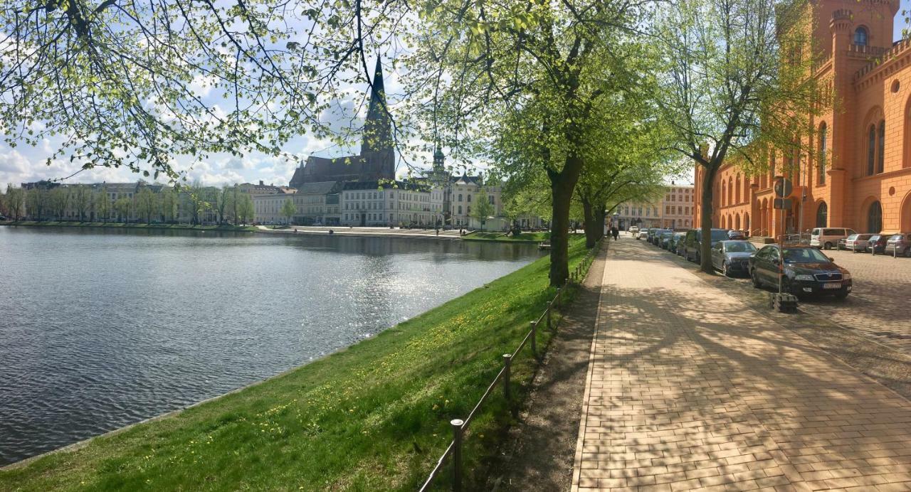 Schwerin Apartment Am Pfaffenteich Eksteriør bilde